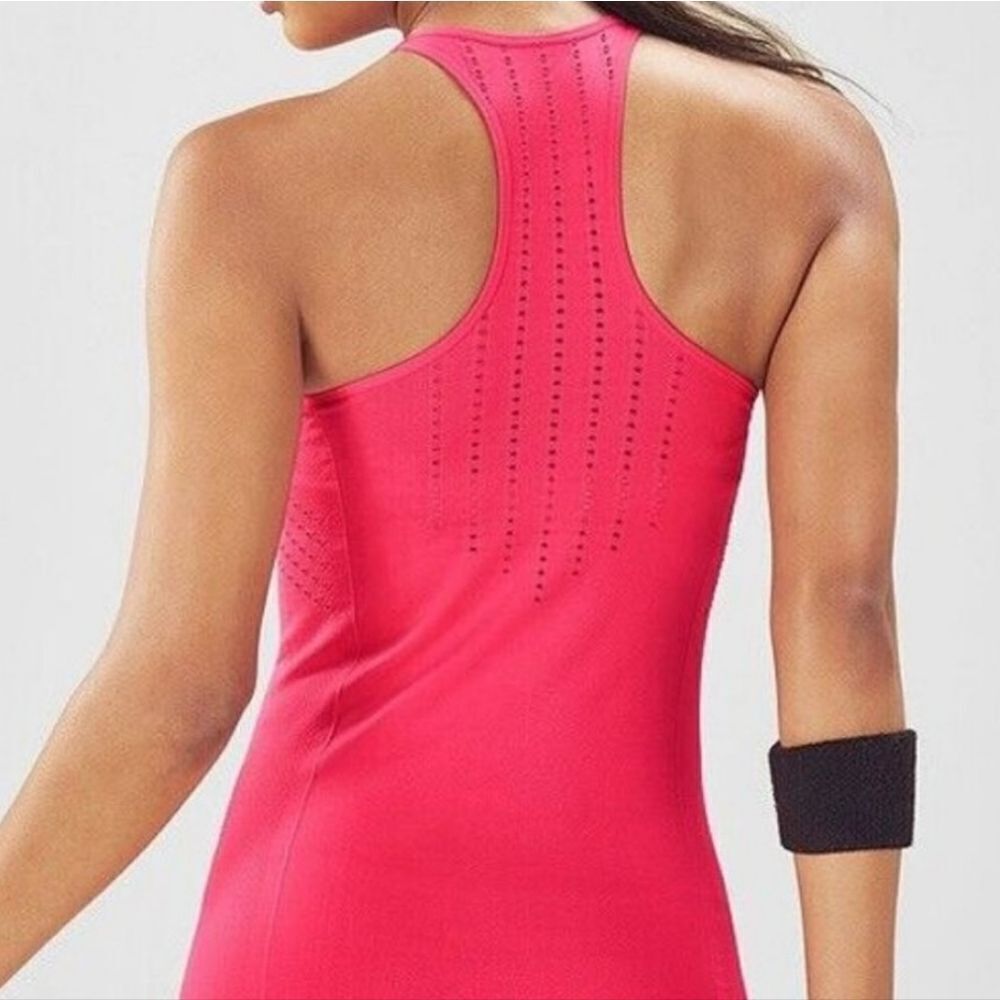 Fabletics Delta Tank - NWT - Picture 2 of 5